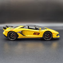 Load image into Gallery viewer, Explorafind 2023 Lamborghini Aventador SVJ 63 Yellow 1:24 Die Cast Car