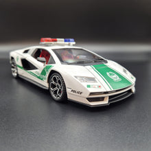 Load image into Gallery viewer, Explorafind 2023 Lamborghini Countach LPI 800-4 Dubai Police White 1:24 Die Cast Police Car