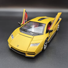 Load image into Gallery viewer, Explorafind 2023 Lamborghini Countach LPI 800-4 Matte Yellow 1:24 Die Cast Car