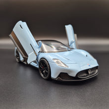 Load image into Gallery viewer, Explorafind 2023 Maserati MC20 Sky Blue 1:24 Die Cast Car
