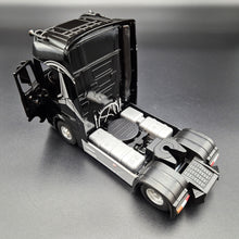 Load image into Gallery viewer, Explorafind 2023 Mercedes-Benz Actros 1851 Truck Black 1:24 Die Cast Truck