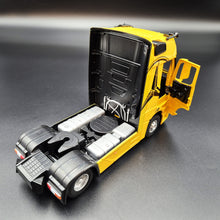 Load image into Gallery viewer, Explorafind 2023 Mercedes-Benz Actros 1851 Truck Yellow 1:24 Die Cast Truck