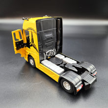 Load image into Gallery viewer, Explorafind 2023 Mercedes-Benz Actros 1851 Truck Yellow 1:24 Die Cast Truck