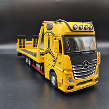 Load image into Gallery viewer, Explorafind 2023 Mercedes-Benz Actros Truck with Tilt Tray Yellow 1:24 Die Cast Truck