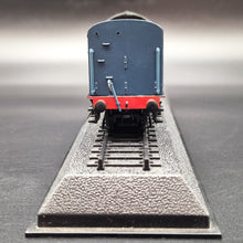 Load image into Gallery viewer, Amercom 1938 LNER Class A4 No. 4468 "Mallard" OO Scale Diecast Train Model Great British Locomotives Series
