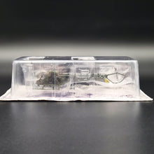 Load image into Gallery viewer, Amercom 1965 Bell OH-13H Sioux United States Army 1:72 Diecast Helicopter Model