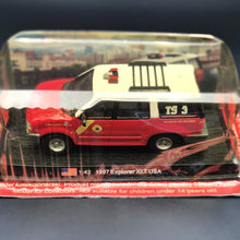 Load image into Gallery viewer, Amercom 1997 Ford Explorer XLT USA Philadelphia Fire Dept Technical Support Unit 1:43 Die Cast Model