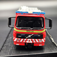 Load image into Gallery viewer, Amercom 2000 Major Rescue Volvo FL 614 UK Fire &amp; Rescue Truck 1:64 Die Cast Model
