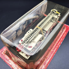 Load image into Gallery viewer, Amercom 2005 Quint Pierce Aerial and Pump Fire Engine "Bohemia Fire Dept" 1:87 Die Cast Model