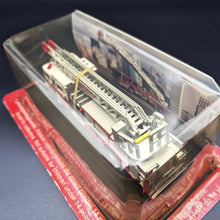 Load image into Gallery viewer, Amercom 2005 Quint Pierce Aerial and Pump Fire Engine "Bohemia Fire Dept" 1:87 Die Cast Model