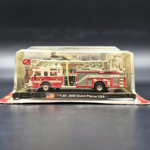 Load image into Gallery viewer, Amercom 2005 Quint Pierce Aerial and Pump Fire Engine "Bohemia Fire Dept" 1:87 Die Cast Model