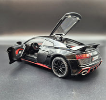 Load image into Gallery viewer, Explorafind 2020 Audi R8 V10 Black 1:24 Die Cast Car