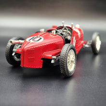 Load image into Gallery viewer, Bburago 1934 Bugatti Type 59 Red #3005 1:18 Diecast Grand Prix Racing Car