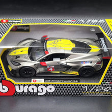 Load image into Gallery viewer, Bburago 2020 Chevrolet Corvette C8.R #4 Silver Metallic Race Series 1:24 Diecast Model Car