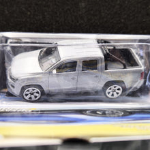 Load image into Gallery viewer, Explorafind 2017 Volkswagen Amarok Silver 1:64 Die Cast Car New
