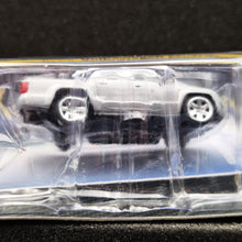 Load image into Gallery viewer, Explorafind 2017 Volkswagen Amarok Silver 1:64 Die Cast Car New
