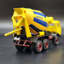 Load image into Gallery viewer, Conrad 1986 Mercedes Benz 2224 Cement Mixer Truck Elba Kaiser #3044 1:50 Diecast Model