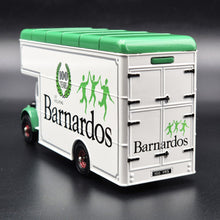 Load image into Gallery viewer, Corgi 1950 Bedford Pantechnicon Luton Van Barnardos #97087 1992 Corgi Classics 1:50 Diecast Model