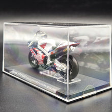 Load image into Gallery viewer, DeAgostini Honda VTR1000 Laguna Seca 2002 - Colin Edwards 1:24 MotoGP Collection Die Cast Motorbike