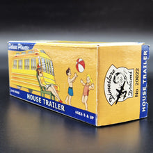 Load image into Gallery viewer, Dimestore Dreams House Trailer #20022 Deluxe Plastic Model