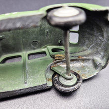 Load image into Gallery viewer, Dinky Toys 1950 Chrysler Royal Sedan Green #39e 1:43 Die Cast Model