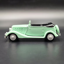 Load image into Gallery viewer, Dubray 1934 Renault Vivasport Open Convertible #35 Pale Green 1:43 Resin Model - Rare Model