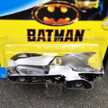 Load image into Gallery viewer, ERTL 1989 Batmobile Batman Black #1064 Diecast Car