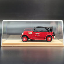 Load image into Gallery viewer, Eligor 1927 Renault NN Torpedo Capote Fire Service Car #1040 Red 1/43 Diecast Model