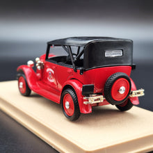 Load image into Gallery viewer, Eligor 1927 Renault NN Torpedo Capote Fire Service Car #1040 Red 1/43 Diecast Model