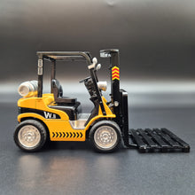 Load image into Gallery viewer, Explorafind Forklift Truck Yellow 1:24 Die Cast