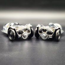 Load image into Gallery viewer, Gaiety Toys 1949 Morgan Motor Company 3-Wheeler Clockwork Motor Version Chrome 1:32 Diecast Models x 2
