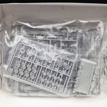 Load image into Gallery viewer, HobbyBoss German Munitionsschlepper Pz.Kpfw. IV Ausf. D/E German Army #82907 1:72 Scale Model Kit