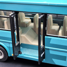 Load image into Gallery viewer, Hongwell Cararama 1995 Mercedes-Benz 0405 Interliner Bus 1:60 Diecast