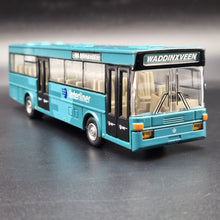 Load image into Gallery viewer, Hongwell Cararama 1995 Mercedes-Benz 0405 Interliner Bus 1:60 Diecast