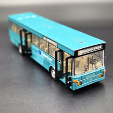 Load image into Gallery viewer, Hongwell Cararama 1995 Mercedes-Benz 0405 Interliner Bus 1:60 Diecast