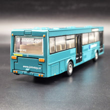 Load image into Gallery viewer, Hongwell Cararama 1995 Mercedes-Benz 0405 Interliner Bus 1:60 Diecast