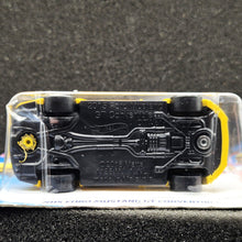 Load image into Gallery viewer, Hot Wheels 2018 2015 Ford Mustang GT Convertible Yellow #168 Muscle Mania 2/10 New