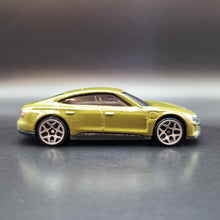 Load image into Gallery viewer, Hot Wheels 2024 Audi RS E-tron GT Green #36 HW Green Speed 4/10