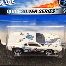 Load image into Gallery viewer, Hot Wheels 1997 Ferrari 308 White #547 Quicksilver Series 3/4 New Long Card