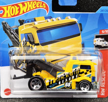 Load image into Gallery viewer, Hot Wheels 2023 Heavy Hitcher Yellow #247 HW Rescue 9/10 New
