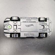 Load image into Gallery viewer, Hot Wheels 2023 Muscle and Blown Green Car Meet Exclusive