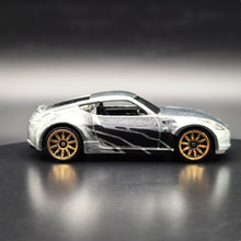 Load image into Gallery viewer, Hot Wheels 2023 Nissan 370Z ZAMAC Themed Multipack Exclusive