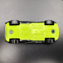 Load image into Gallery viewer, Hot Wheels 2016 Power Surge Dark Green #4/5 HW Green Speed