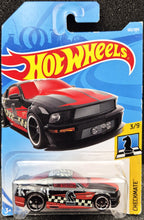 Load image into Gallery viewer, Hot Wheels 2018 '07 Ford Mustang Black #165 Checkmate 3/9 New Long Card