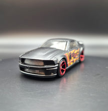 Load image into Gallery viewer, Hot Wheels 2019 '07 Ford Mustang Matte Black HW Flames 5 Pack Loose