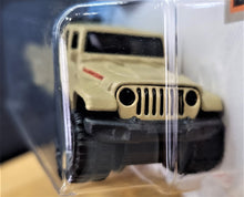 Load image into Gallery viewer, Hot Wheels 2020 '20 Jeep Gladiator Matte Tan #157 Baja Blazers 4/10 New