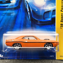 Load image into Gallery viewer, Hot Wheels 2006 '70 Dodge Hemi Challenger Orange #29 2006 First Editions