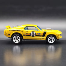 Load image into Gallery viewer, Hot Wheels 2024 '70 Ford Mustang Mach 1 Yellow Retro Racers 5 Pack Exclusive