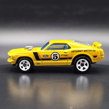 Load image into Gallery viewer, Hot Wheels 2024 '70 Ford Mustang Mach 1 Yellow Retro Racers 5 Pack Exclusive