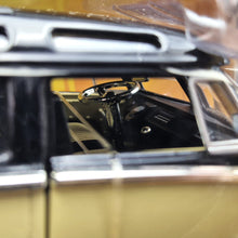 Load image into Gallery viewer, Jada Toys V Dub$ 1962 Volkswagen Bus Black/Tan #91246A 1:24 Diecast